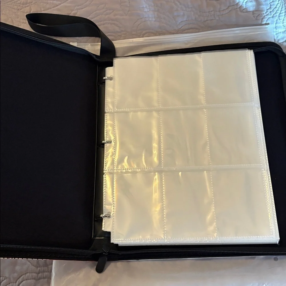 Baseball card binder holds 900 cards New! Baseball collector trading cards